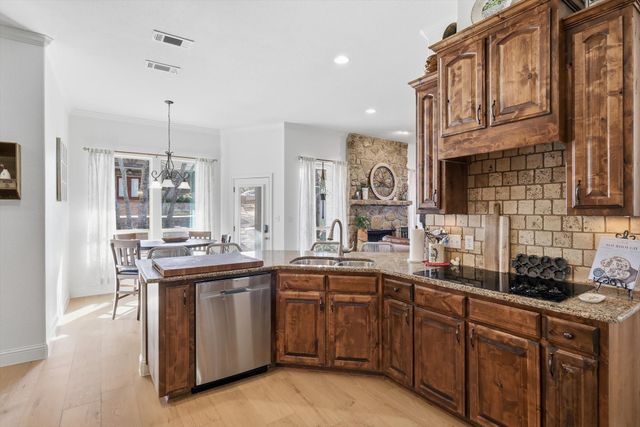 268 Hidden Creek Loop, Weatherford, TX 76085