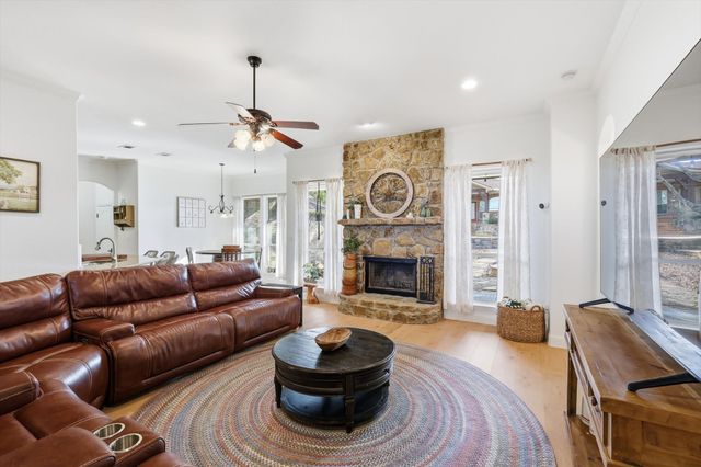 268 Hidden Creek Loop, Weatherford, TX 76085