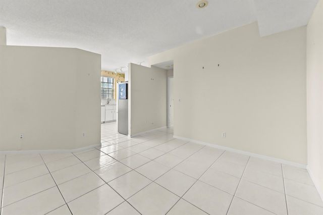 5965 Parkwalk Drive 913, Boynton Beach, FL 33472