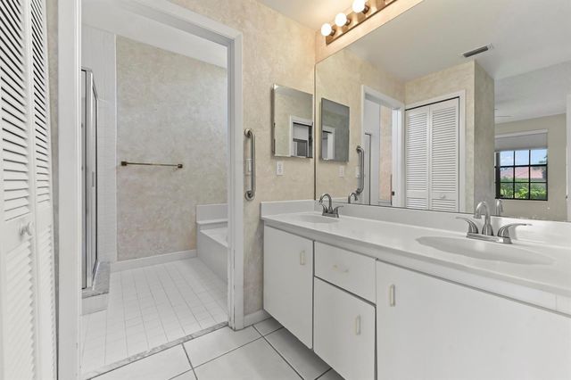 5965 Parkwalk Drive 913, Boynton Beach, FL 33472