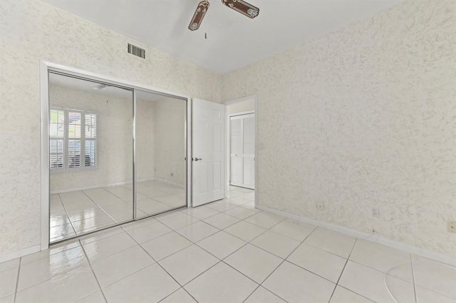 5965 Parkwalk Drive 913, Boynton Beach, FL 33472