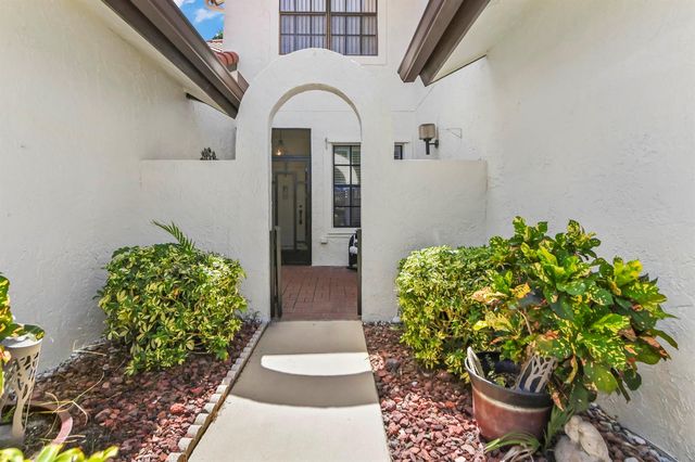 5965 Parkwalk Drive 913, Boynton Beach, FL 33472