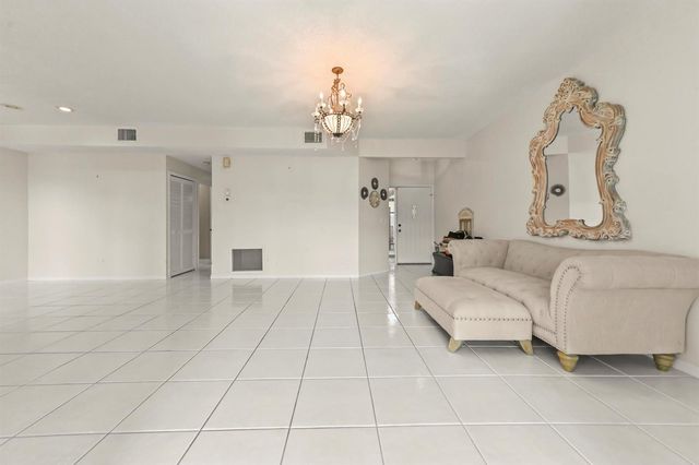 5965 Parkwalk Drive 913, Boynton Beach, FL 33472