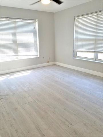 1123 N 17th Avenue 1, Hollywood, FL 33020