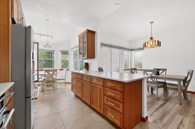 56 Marigold Boulevard, Los Lunas, NM 87031