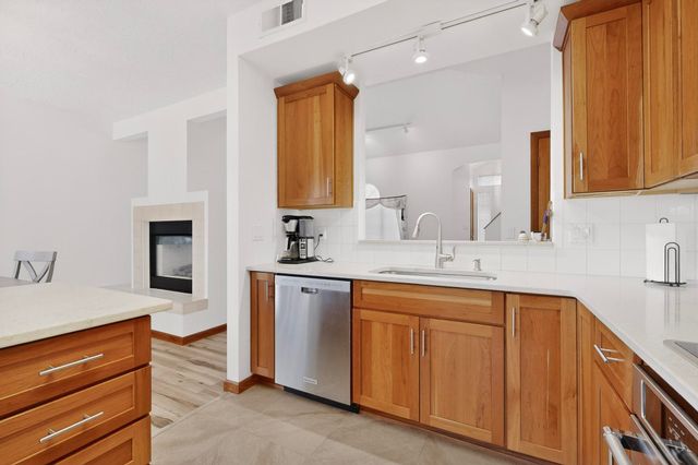 56 Marigold Boulevard, Los Lunas, NM 87031