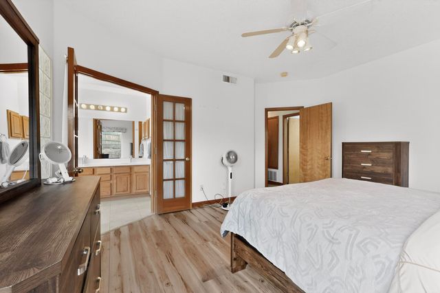 56 Marigold Boulevard, Los Lunas, NM 87031