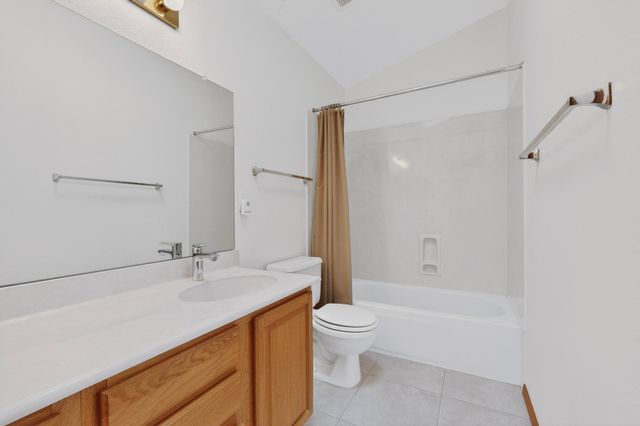 56 Marigold Boulevard, Los Lunas, NM 87031