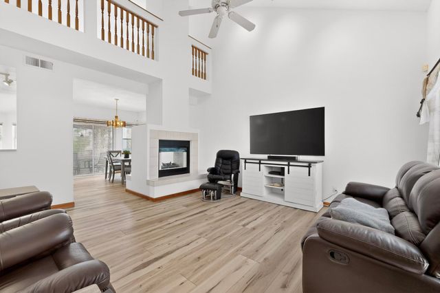 56 Marigold Boulevard, Los Lunas, NM 87031