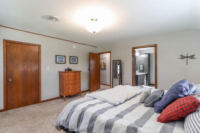 N4618 STATE ROAD 49, Waupaca, WI 54981