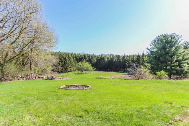 N4618 STATE ROAD 49, Waupaca, WI 54981