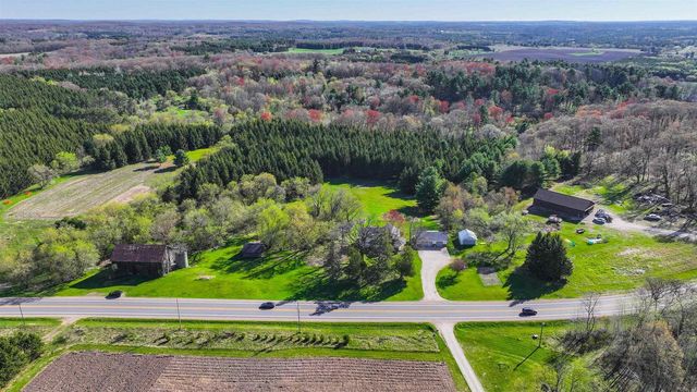 N4618 STATE ROAD 49, Waupaca, WI 54981