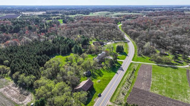N4618 STATE ROAD 49, Waupaca, WI 54981