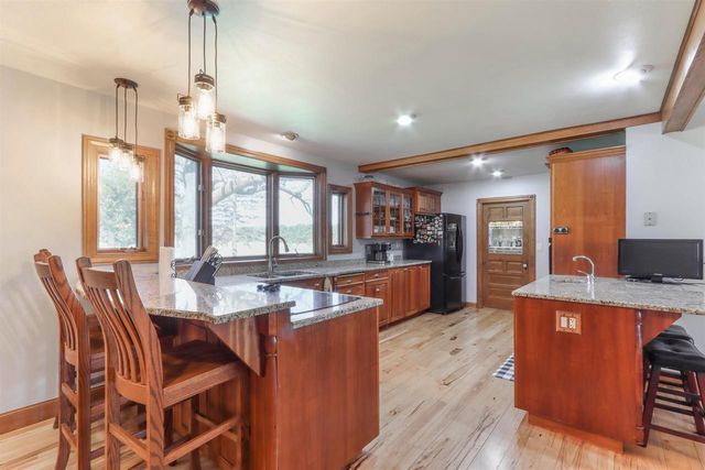 N4618 STATE ROAD 49, Waupaca, WI 54981