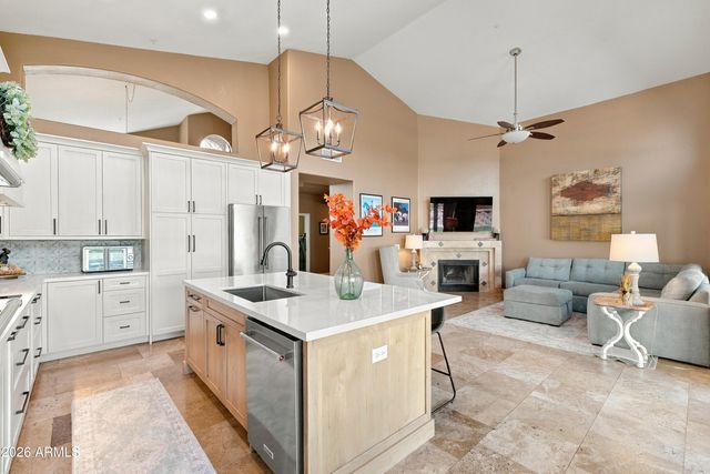 7324 E SAND HILLS Road, Scottsdale, AZ 85255