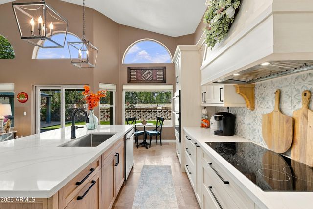 7324 E SAND HILLS Road, Scottsdale, AZ 85255