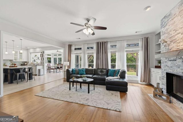 5413 Oxford Chase Way, Atlanta, GA 30338