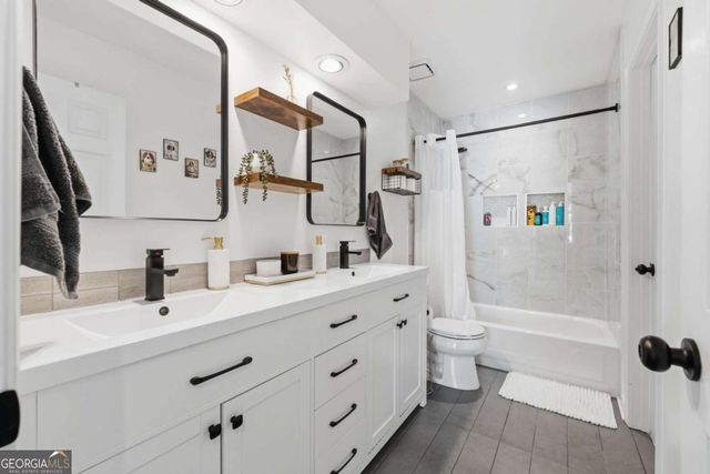 5413 Oxford Chase Way, Atlanta, GA 30338