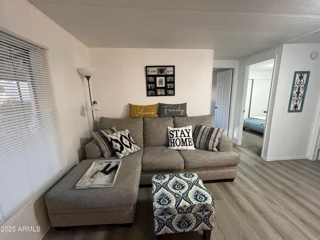 2609 W Southern Avenue 379, Tempe, AZ 85282