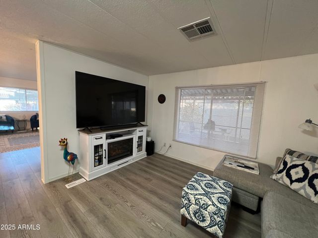 2609 W Southern Avenue 379, Tempe, AZ 85282