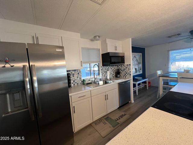 2609 W Southern Avenue 379, Tempe, AZ 85282