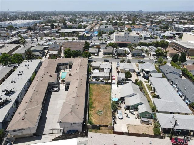 802 N Market, Inglewood, CA 90302