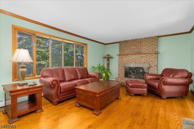 530 Bellwood Park Rd, Bethlehem Twp., NJ 08802
