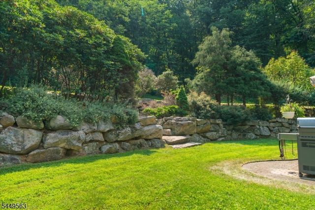 530 Bellwood Park Rd, Bethlehem Twp., NJ 08802