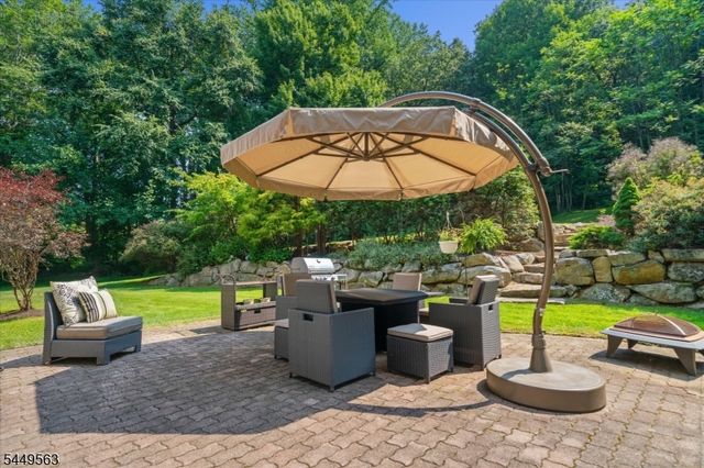 530 Bellwood Park Rd, Bethlehem Twp., NJ 08802