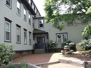 12 Walnut St 8, Natick, MA 01760