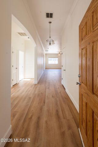 6517 W Castle Pines Way, Tucson, AZ 85757