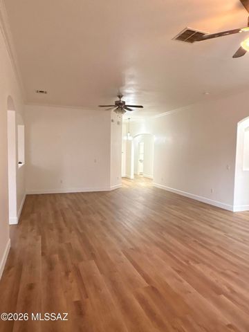 6517 W Castle Pines Way, Tucson, AZ 85757