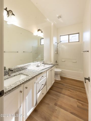 6517 W Castle Pines Way, Tucson, AZ 85757