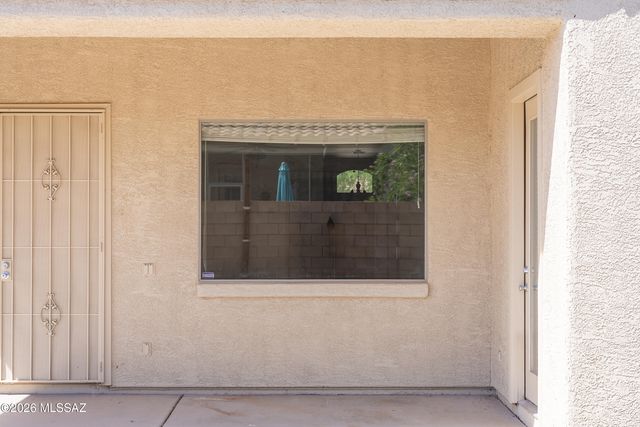 6517 W Castle Pines Way, Tucson, AZ 85757
