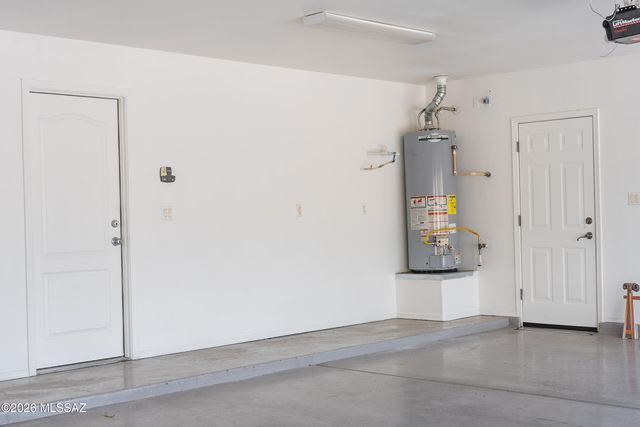6517 W Castle Pines Way, Tucson, AZ 85757