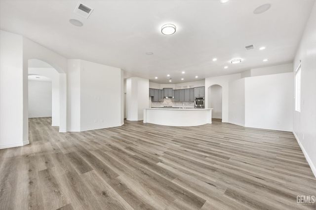 12411 Riverfront Park Drive, Bakersfield, CA 93311