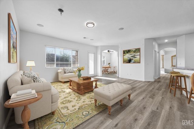 12411 Riverfront Park Drive, Bakersfield, CA 93311