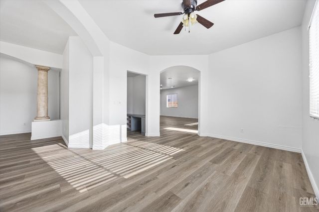 12411 Riverfront Park Drive, Bakersfield, CA 93311