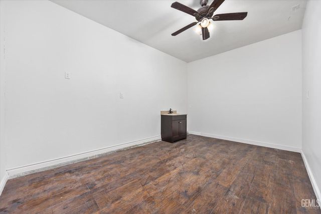 12411 Riverfront Park Drive, Bakersfield, CA 93311