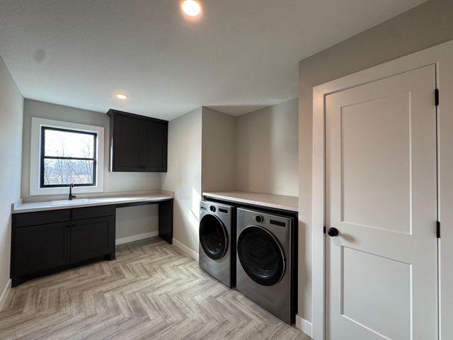 4302 Hillside Drive, Medina, MN 55340