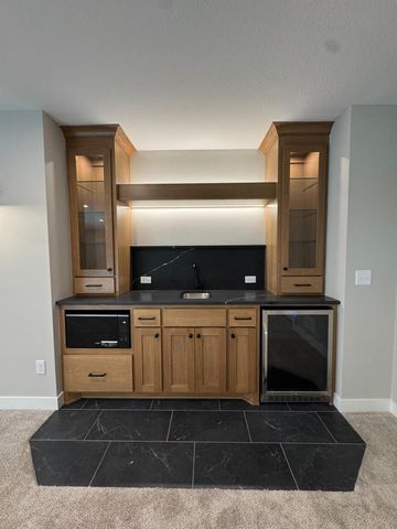 4302 Hillside Drive, Medina, MN 55340