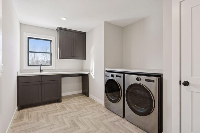 4302 Hillside Drive, Medina, MN 55340