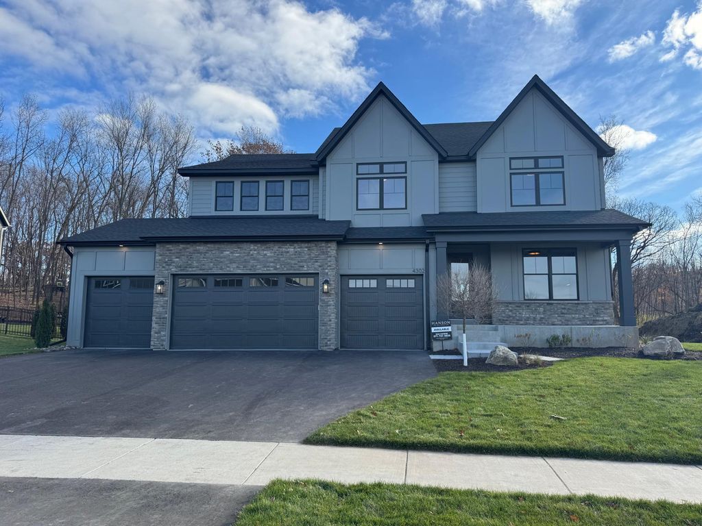 4302 Hillside Drive, Medina, MN 55340