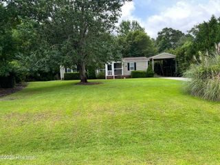 2106 Holly Hill Court, Swansboro, NC 28584