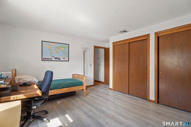 285 Long Hill Drive, Glastonbury, CT 06033