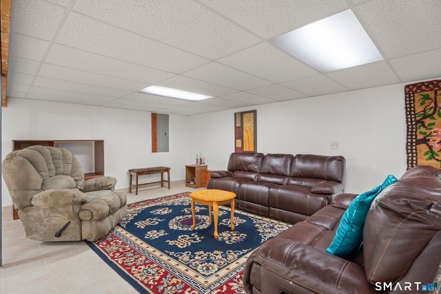 285 Long Hill Drive, Glastonbury, CT 06033