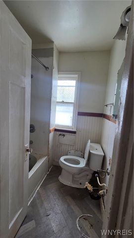 116 Davidson Avenue, Buffalo, NY 14215