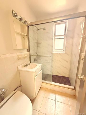 65-70 Booth Street 2B, Rego Park, NY 11374