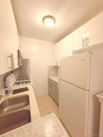65-70 Booth Street 2B, Rego Park, NY 11374