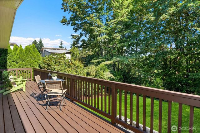 1714 NE Brockman Place, Seattle, WA 98125